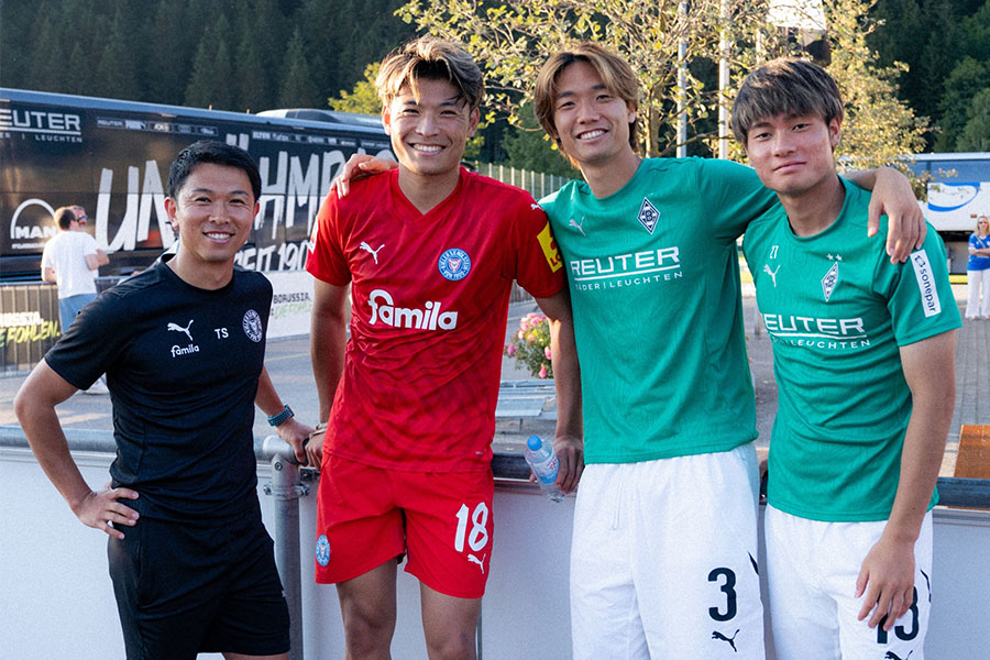 キールのアナリストを務める佐藤孝大氏【写真：(C) Holstein Kiel】
