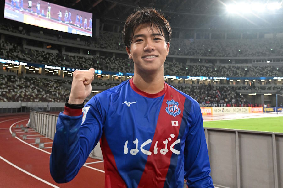 ゴールを決めた甲府の長谷川元希【写真：徳原隆元】