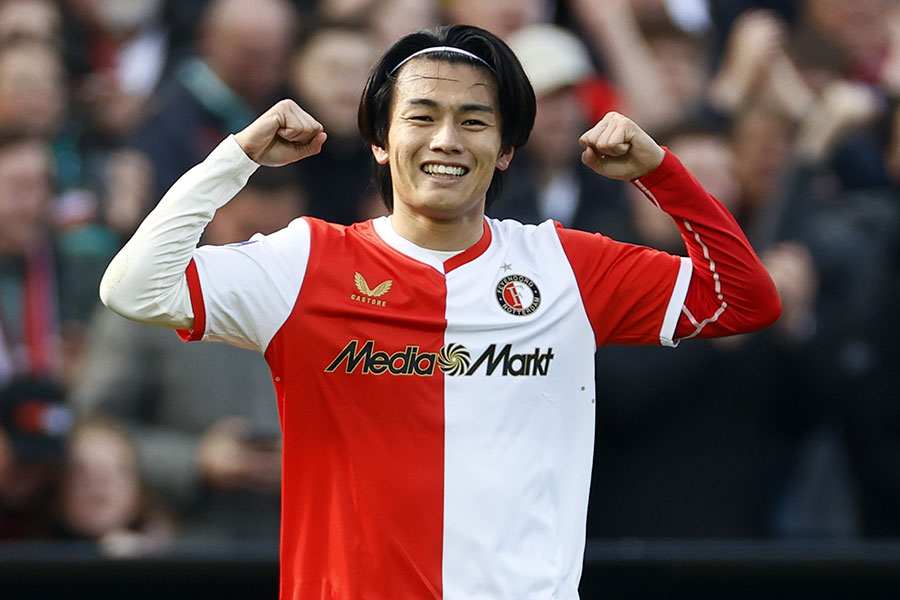 上田綺世がユトレヒト戦で2ゴールを決めた【写真：ANP Photo/アフロ】