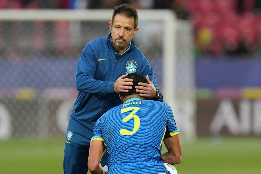 FIFAワールドカップ ブラジル 大会　オフィシャルパートナー　ソニー FIFAワールドカップ ブラジル 大会 オフィシャルパートナー