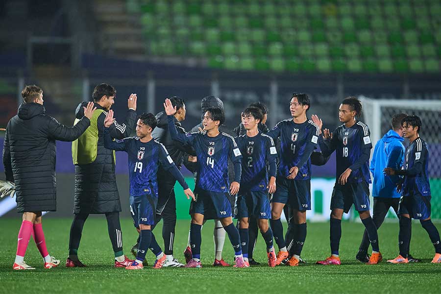 決勝トーナメント1回戦でフランスとの対戦が決まった日本【写真：MEXSPORT/アフロ】