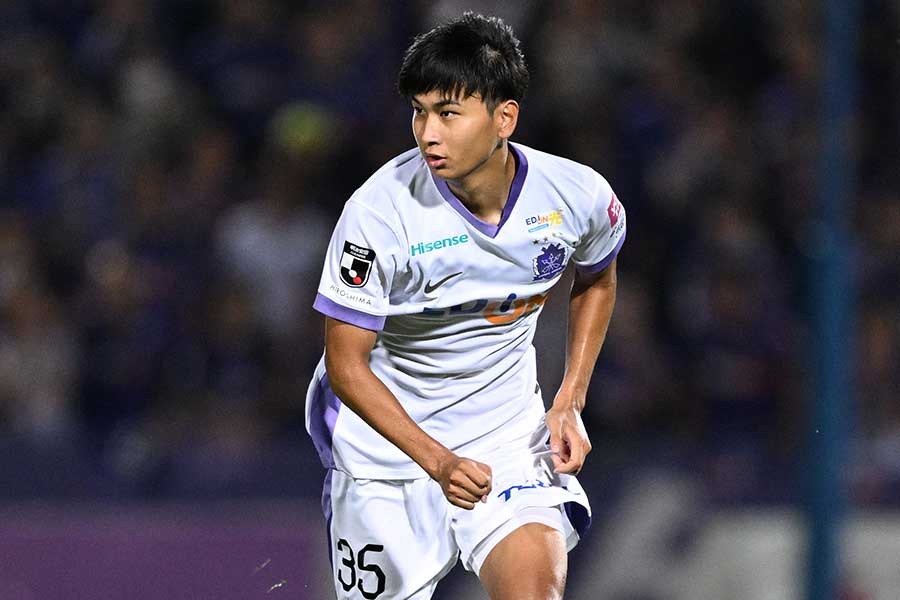 サンフレッチェ広島の中島洋太朗【写真：徳原隆元】