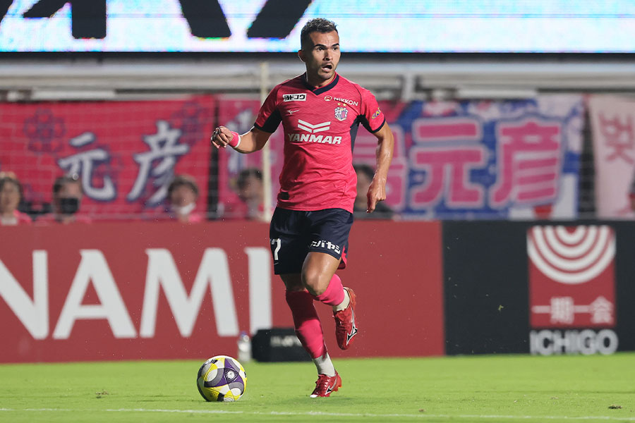 ルーカス・フェルナンデスが長期離脱へ【写真：柳瀬心祐】