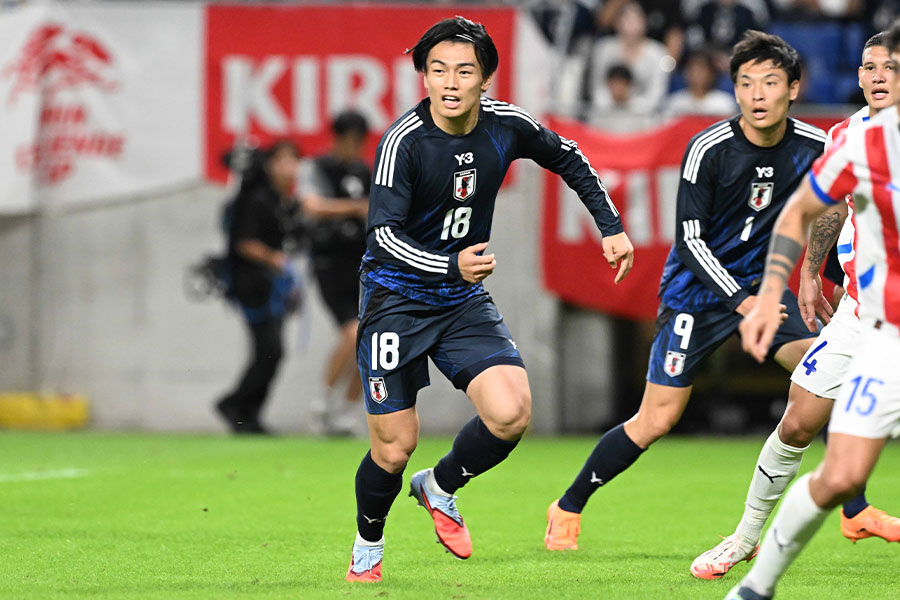 途中出場から同点ゴールを決めた上田綺世【写真:徳原隆元】