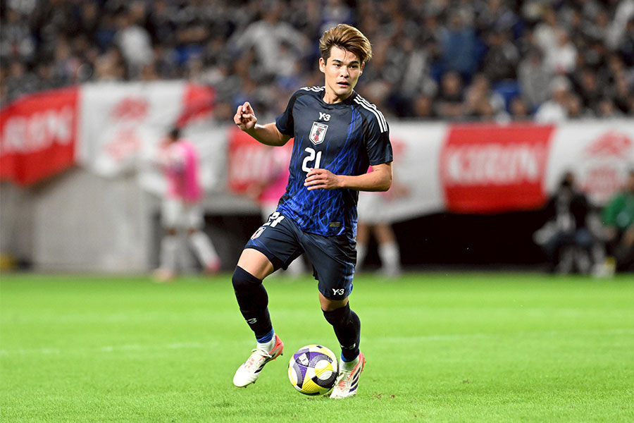 佐野海舟が圧倒的な存在感【写真：徳原隆元】