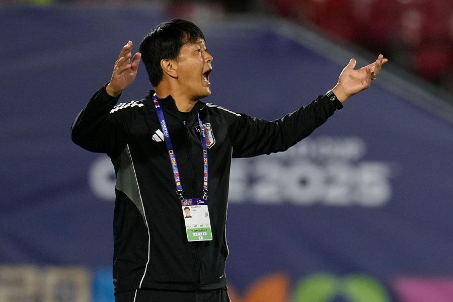 船越優蔵監督がFVSの難しさを明かした【写真：AP/アフロ】