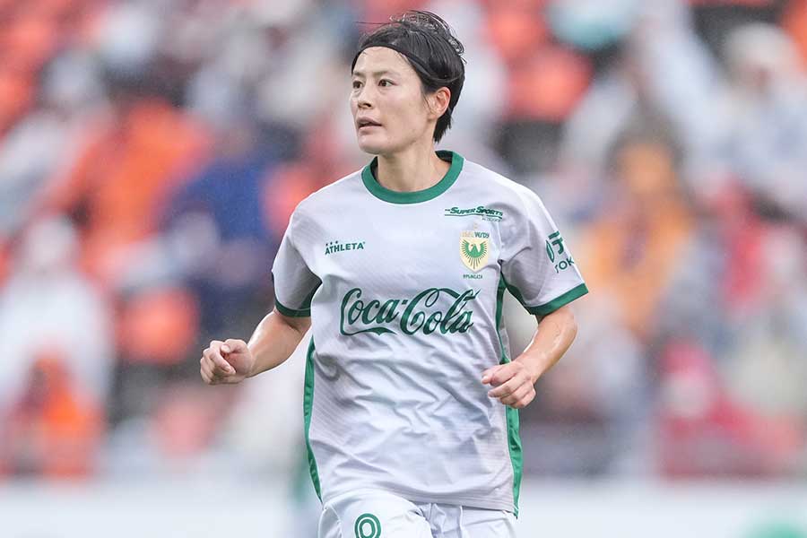 ベレーザの猶本光【写真：(C) WE LEAGUE】