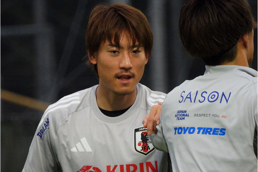 トレーニングに臨んだ日本代表・瀬古歩夢【写真：FOOTBALL ZONE編集部】