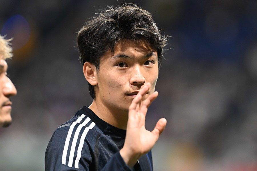 途中出場した町野修斗【写真:徳原隆元】