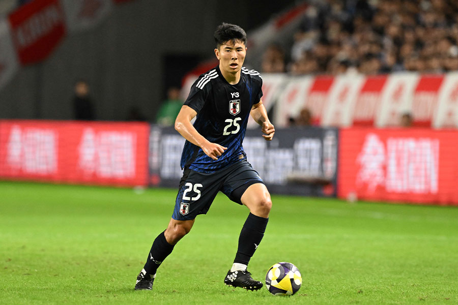 久保建英、南野拓実らが鈴木淳之介のプレーを評価した【写真：徳原隆元】