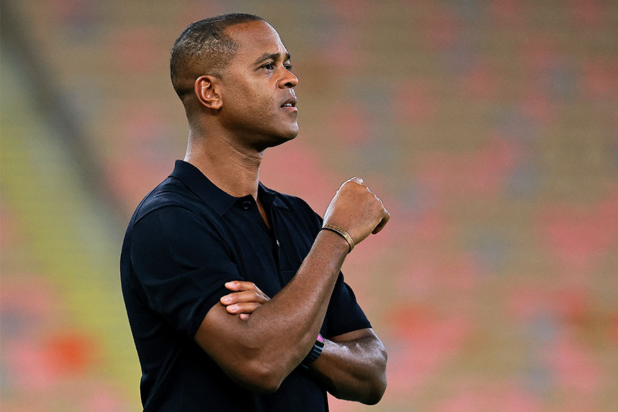 クライファート監督が電撃解任【写真:ロイター/アフロ】