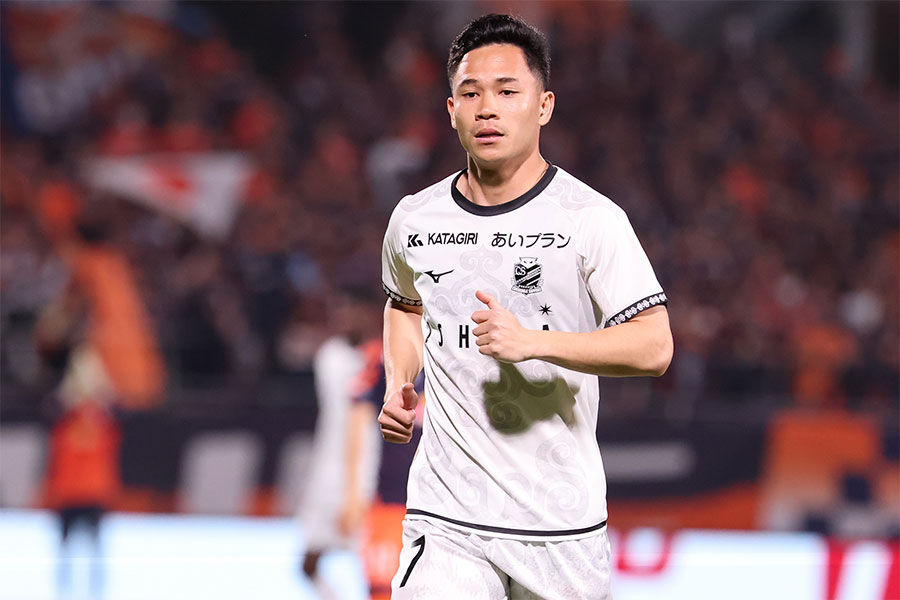 北海道コンサドーレ札幌のスパチョーク【写真：加治屋友輝】