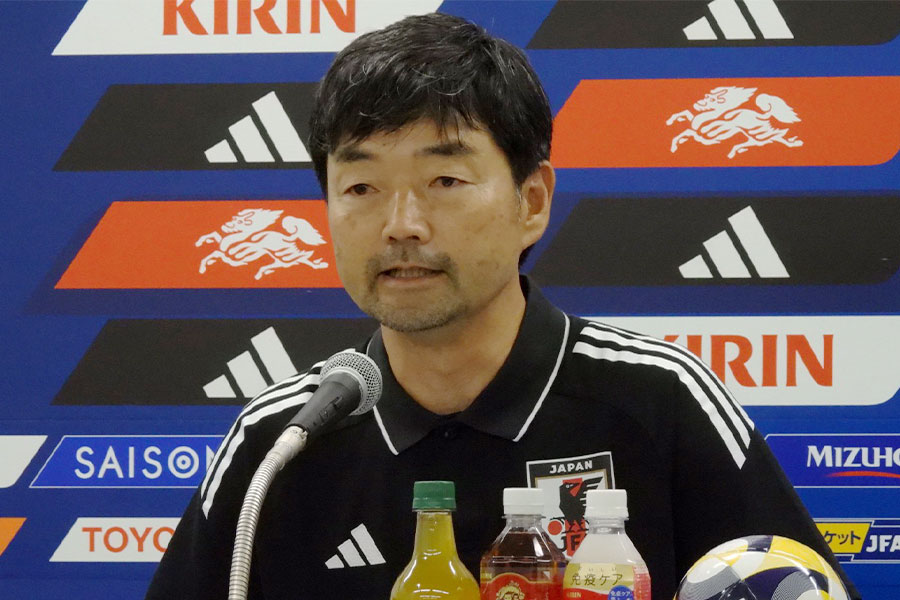 U-17日本代表の廣山望監督【写真：FOOTBALL ZONE編集部】