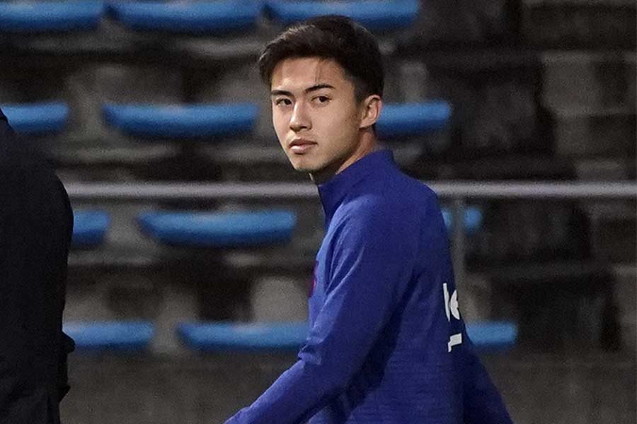 4年半ぶりの公式戦復帰を果たした安部裕葵（写真はバルセロナ在籍時）【写真：産経新聞社】