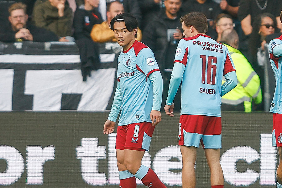 上田綺世が前半だけでハットトリック【写真：Pro Shots/アフロ】