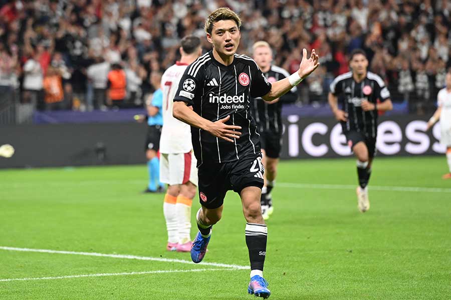 フランクフルトの堂安律【写真：picture alliance/アフロ】