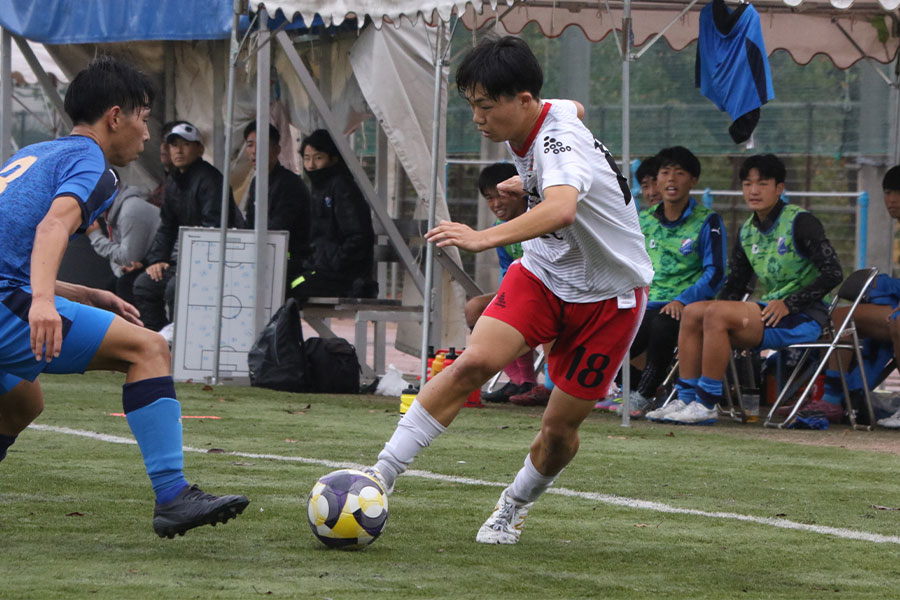 帝京大可児高の黒沢一斗【写真：FOOTBALL ZONE編集部】