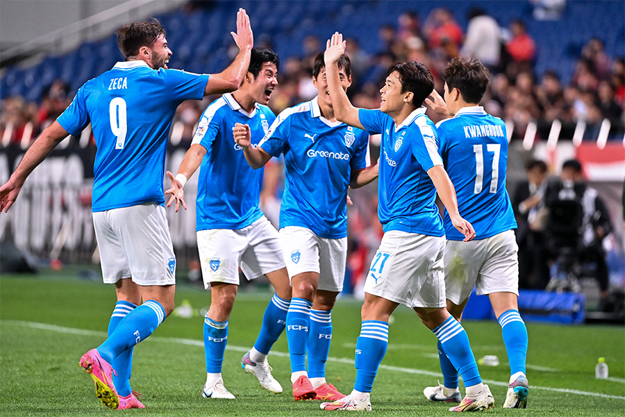 浦項が浦和相手に2-0で快勝【写真：Getty Images】