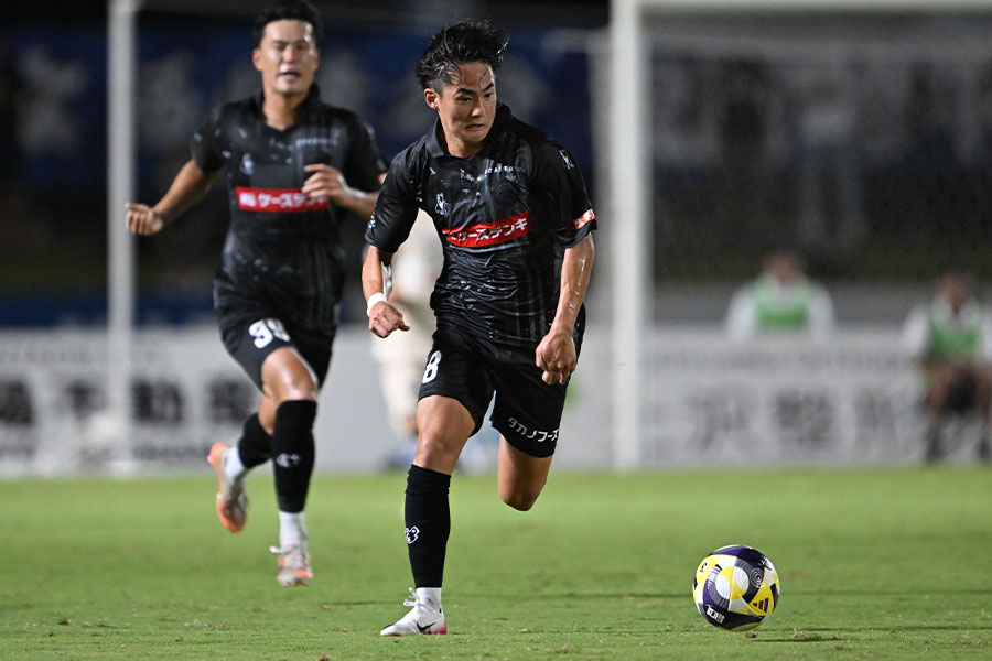 札幌戦で決勝ゴールを決めた齋藤俊輔【写真:徳原隆元】