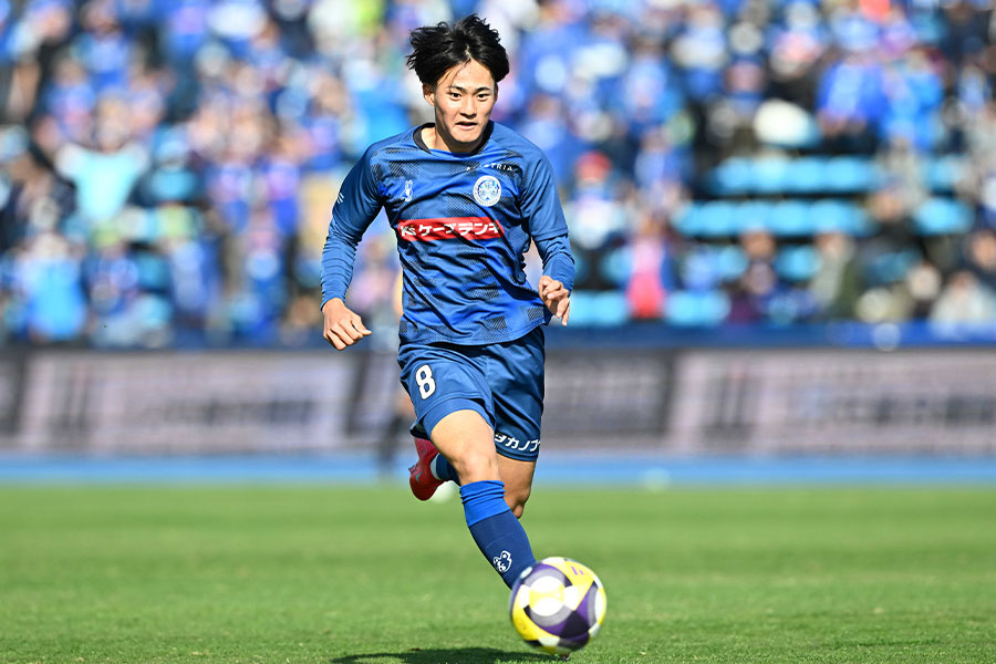 今季大ブレイクの齋藤俊輔【写真:徳原隆元】