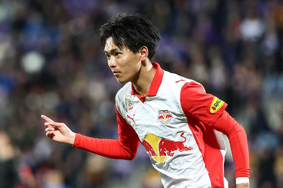 ザルツブルクの北野颯太【写真：アフロ】