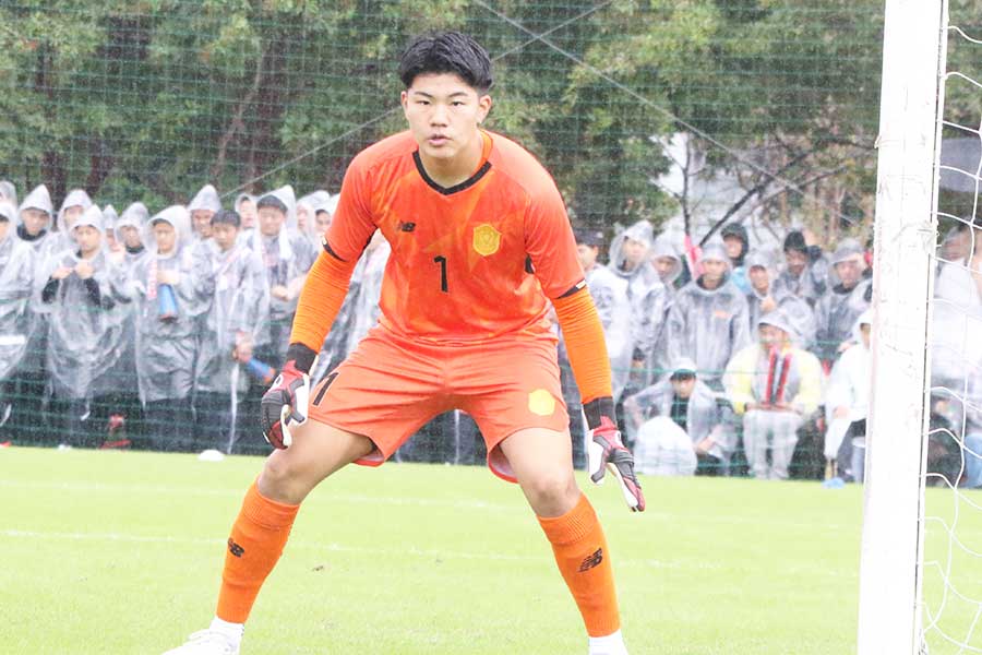 興國高の岩瀬颯【写真:FOOTBALL ZONE編集部】