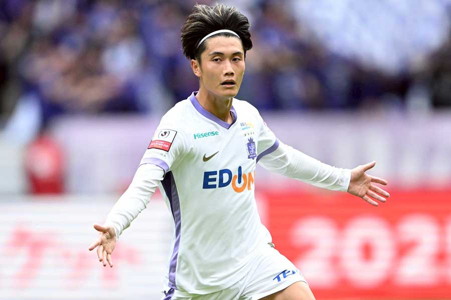 広島の東俊希【写真：徳原隆元】