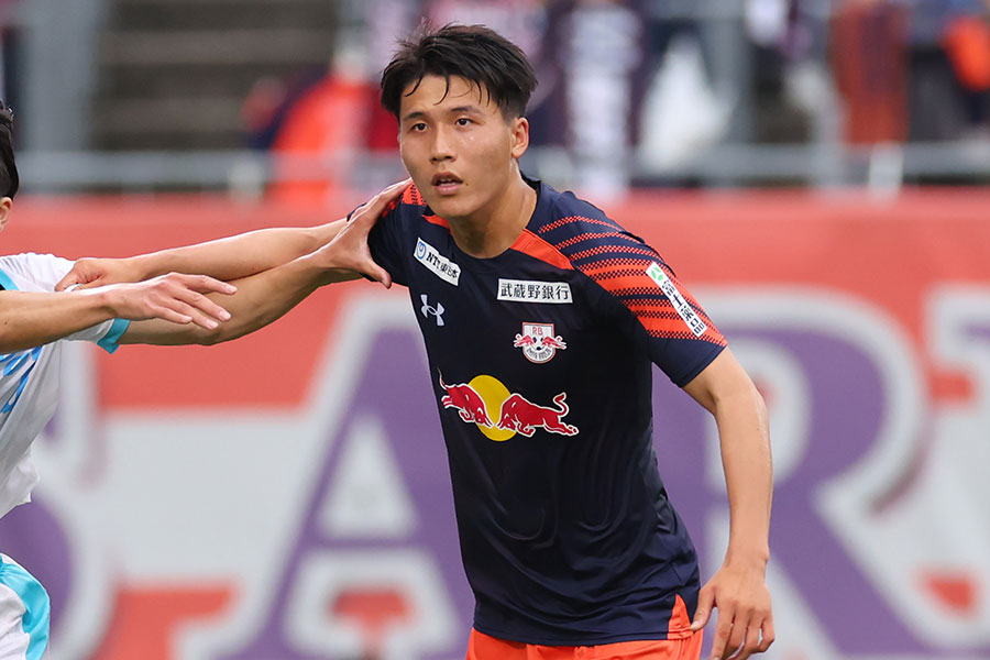 先制ゴールを決めた【写真:YUTAKA/アフロスポーツ】