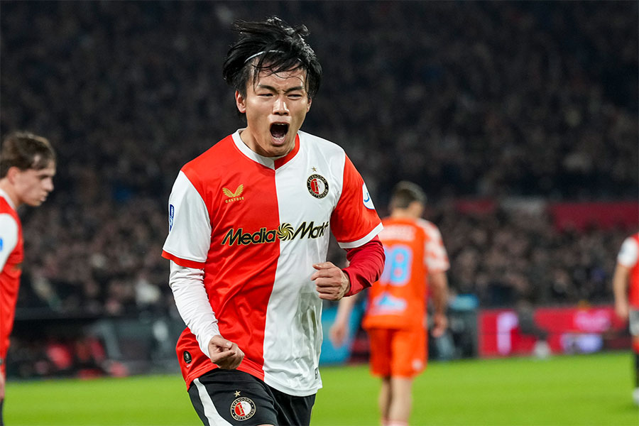 上田綺世が週間ベストイレブンに選出【写真:Pro Shots/アフロ】