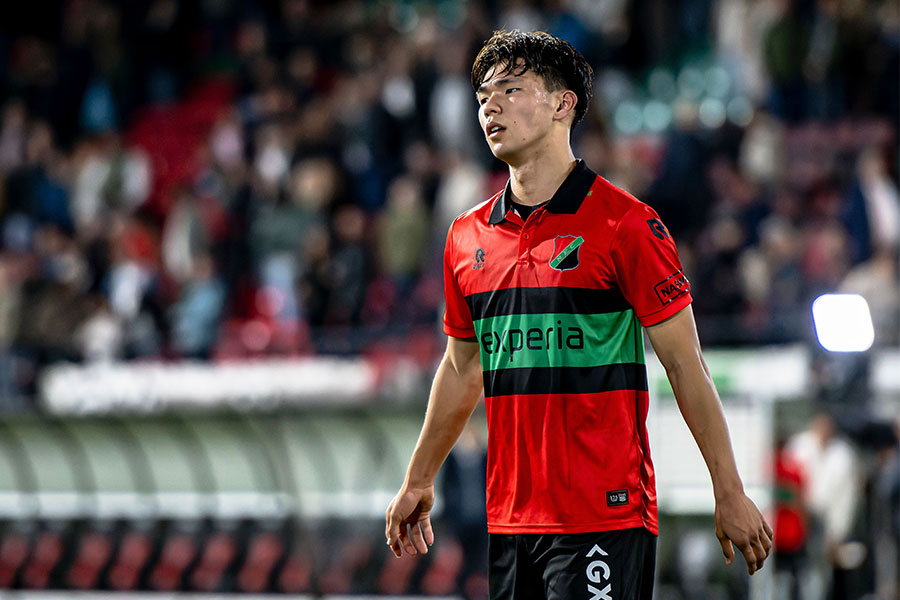 NECナイメヘンの塩貝健人【写真:REX/アフロ】