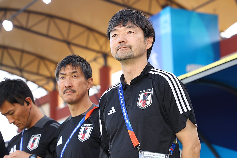 U-17日本代表・廣山望監督【写真:アフロ】