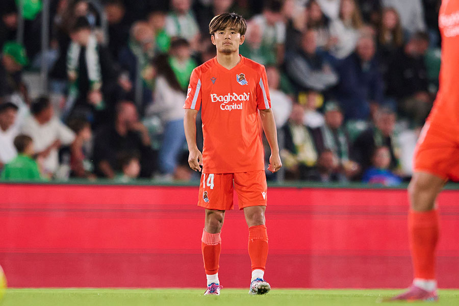 久保建英は先発復帰も低評価【写真:REX/アフロ】