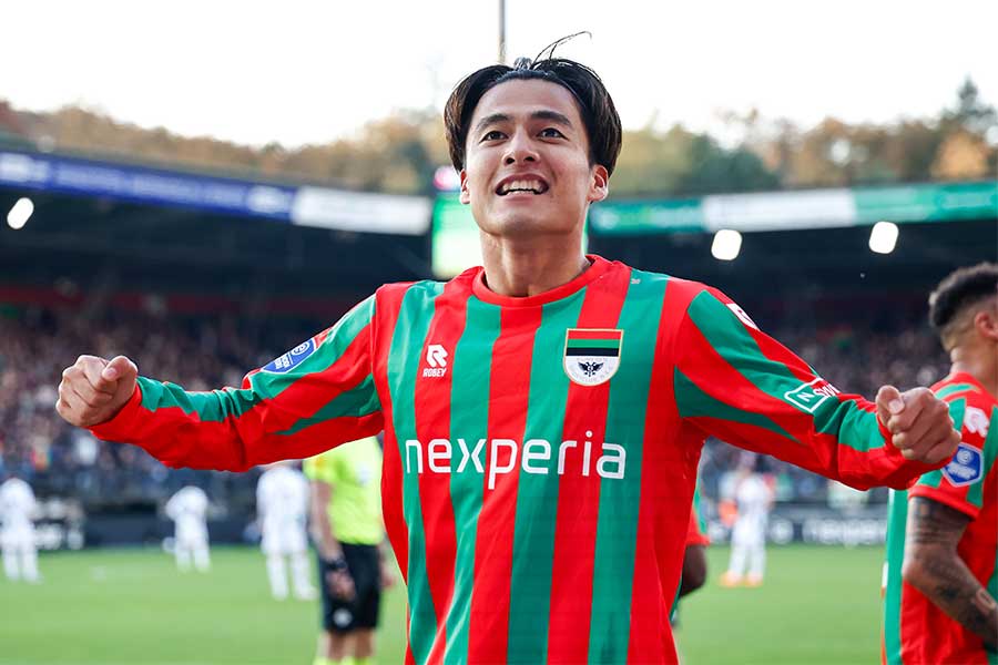 NECナイメヘンの佐野航大【写真：REX/アフロ】