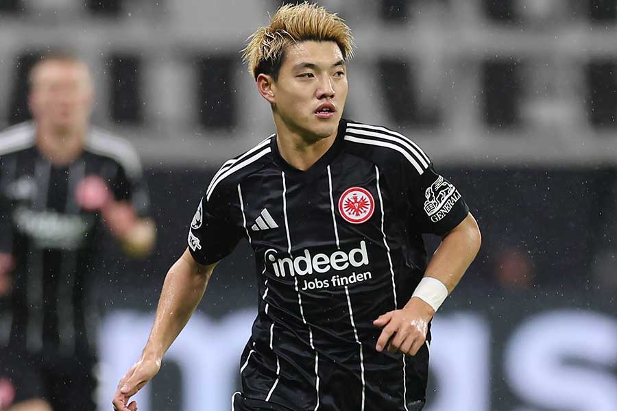 フランクフルトの堂安律【写真：アフロ】