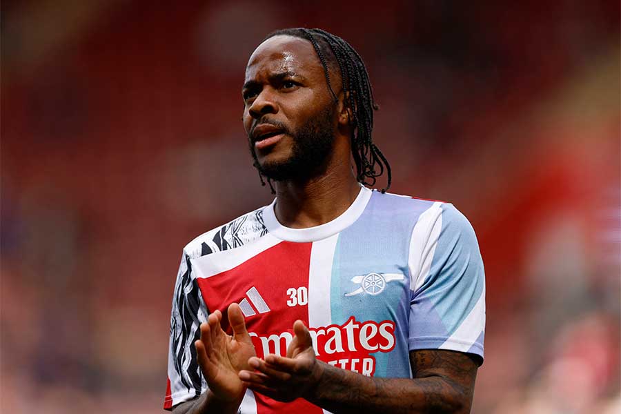 チェルシーでプレーするラヒーム・スターリング(写真はアーセナル在籍時)【写真:ロイター/アフロ】