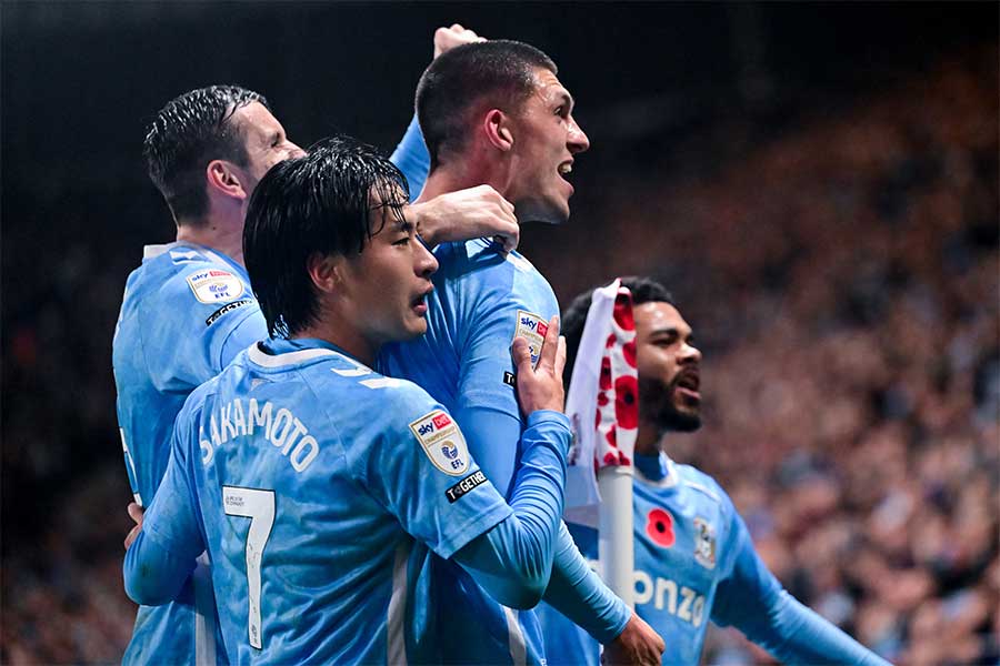 今季好調のコベントリー【写真：REX/アフロ】