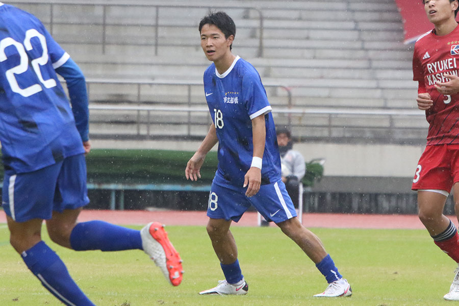 市立船橋高校の佐々木瑛汰【写真：安藤隆人】