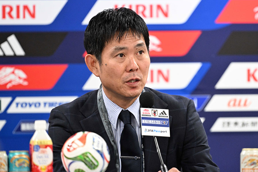 森保監督がガーナ戦を振り返った【写真:徳原隆元】