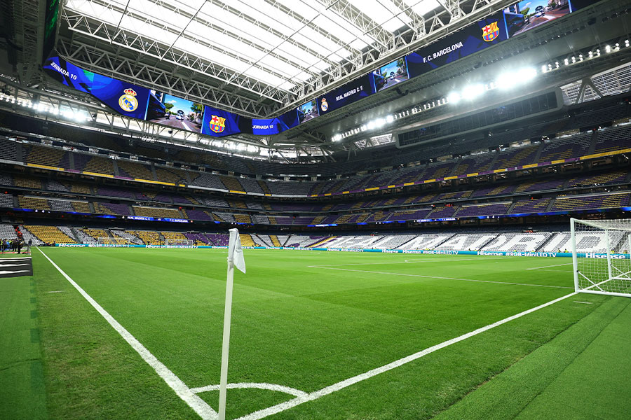 レアル・マドリードの本拠地サンティアゴ・ベルナベウ【写真：ロイター】