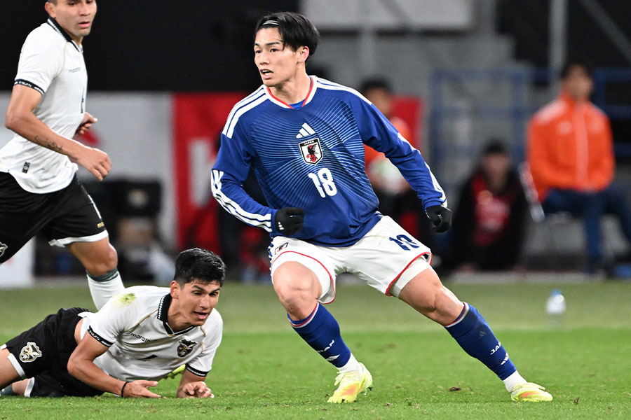 上田綺世が途中出場から格の違いを見せた【写真：徳原隆元】