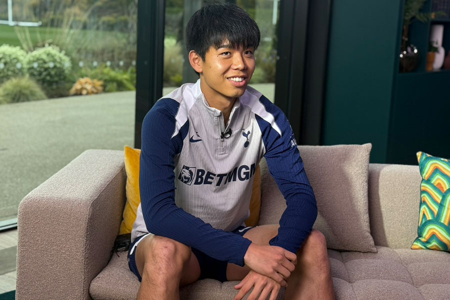 川崎フロンターレからトッテナムに移籍をした高井幸大【写真:FOOTBALL ZONE編集部】