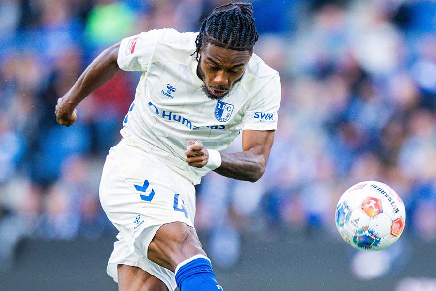 マクデブルクのオナイウ阿道【写真:アフロ】