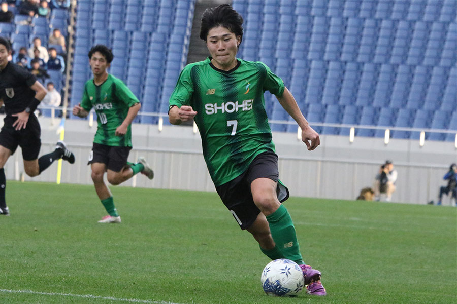 劇的ゴールを決めた長璃喜【写真:FOOTBALL ZONE編集部】