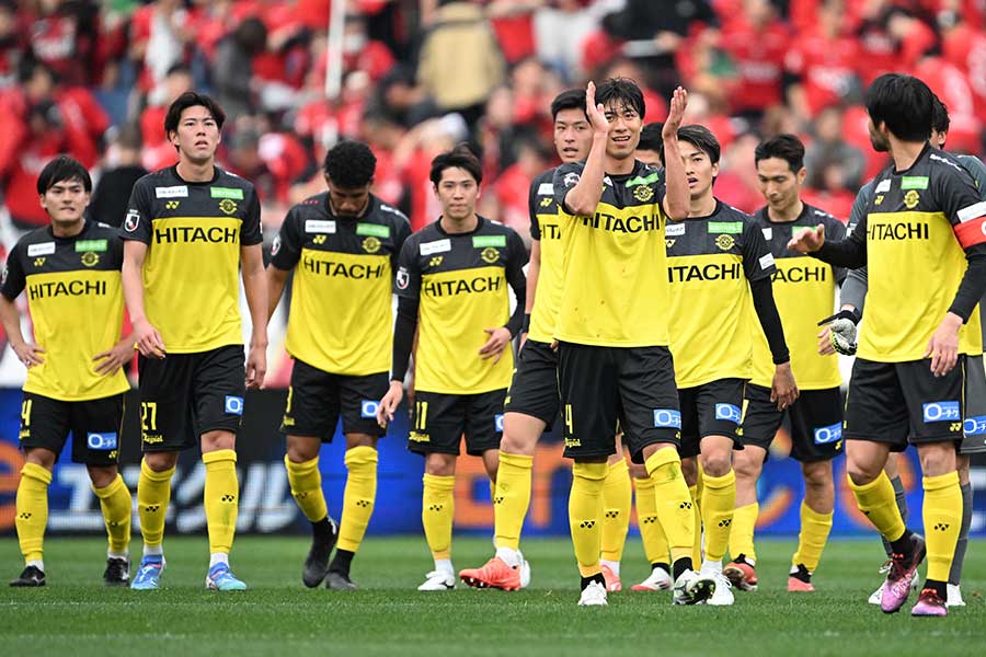 ”ティキ・タカ”スタイルでJリーグ優勝争いを繰り広げる柏レイソル【写真:徳原隆元】