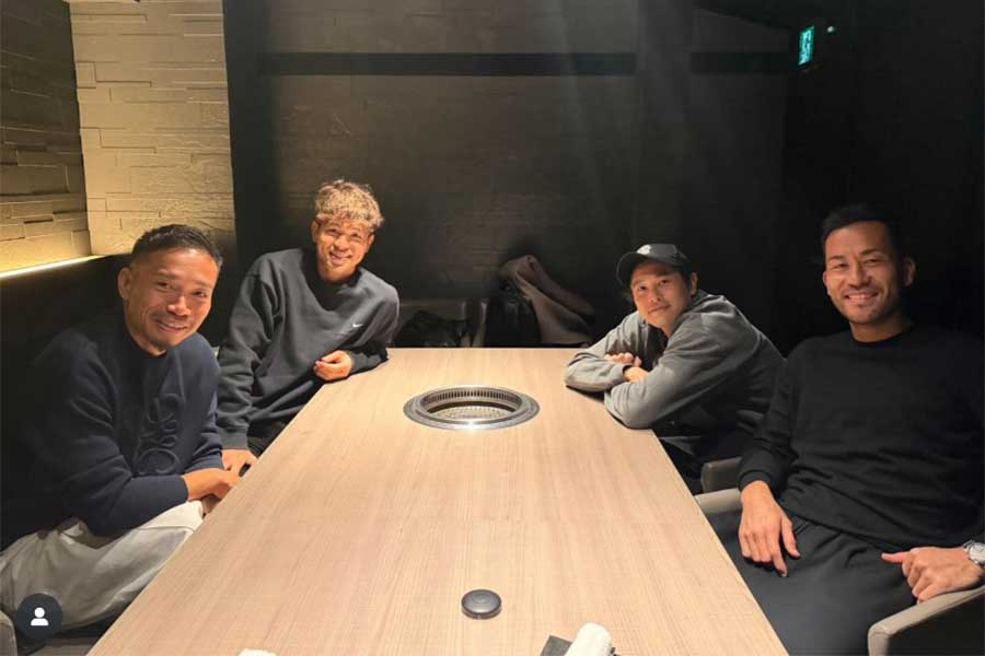 （写真は長友佑都の公式インスタグラムより）