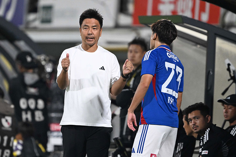 大島秀夫監督が来季も指揮を執る【写真:徳原隆元】