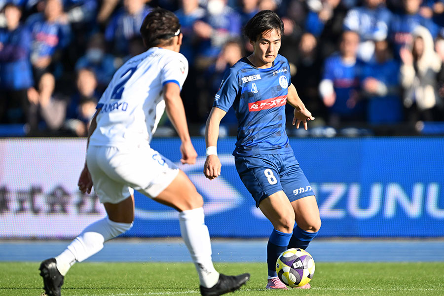 水戸の齋藤俊輔【写真：徳原隆元】