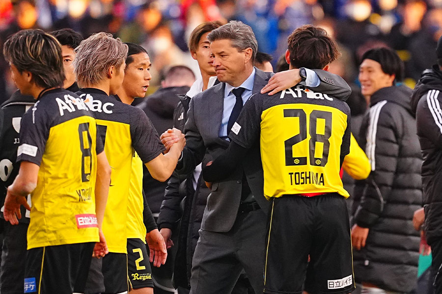 柏は逆転でのリーグ優勝ならず【写真:荒川祐史】