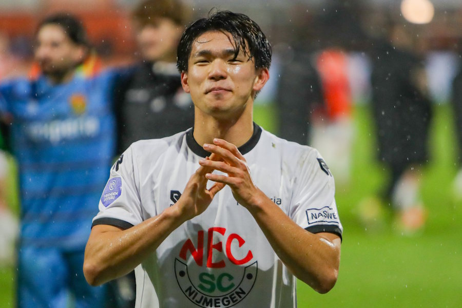 NECナイメヘンの塩貝健人【写真：Pro Shots/アフロ】