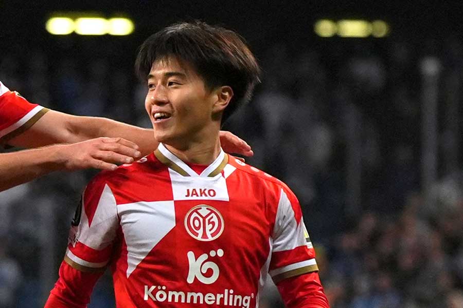 マインツの川﨑颯太【写真:ロイター】